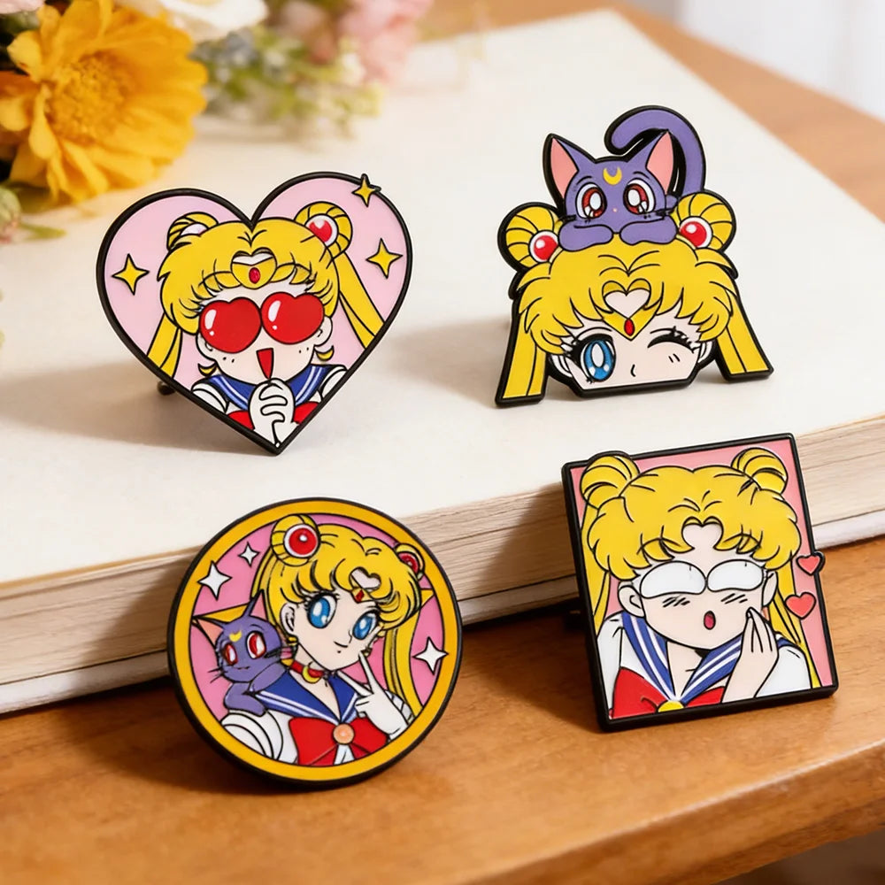 4 Broches de Esmalte con Forma de Corazón de Sailor Moon, Insignias Metálicas Creativas de Dibujos Animados para Mochilas, Ropa, Joyería, Regalo Festivo