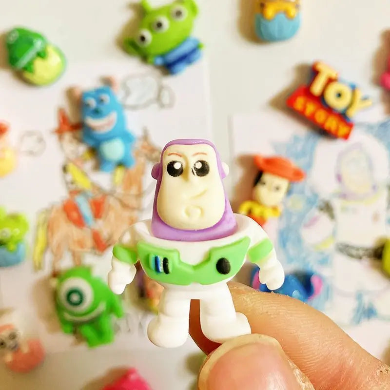 Mini imán para nevera de Toy Story, adhesivo magnético, imán decorativo para el hogar, adhesivo que absorbe el hierro para tazas, papeles y dibujos