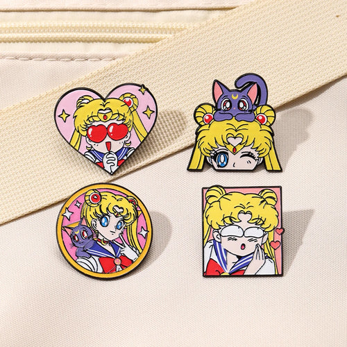 4 Broches de Esmalte con Forma de Corazón de Sailor Moon, Insignias Metálicas Creativas de Dibujos Animados para Mochilas, Ropa, Joyería, Regalo Festivo